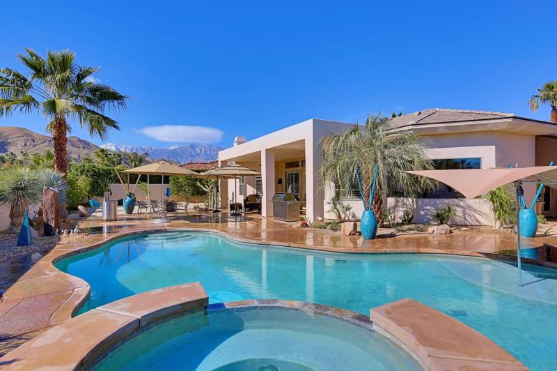 12 Ridgeline Way, Rancho Mirage, Ca